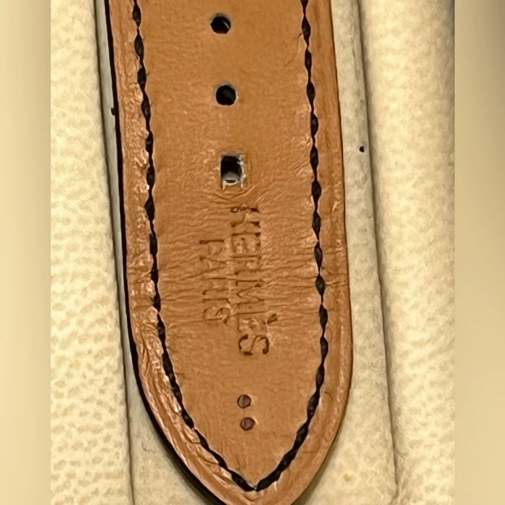 Hermes Belt Watch with 2 Straps - Picture 5 of 10